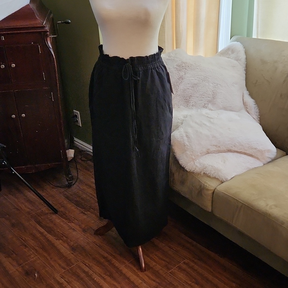 NWT Treasure & Bond Black Maxi Skirt-Size Small​​​​​​​​